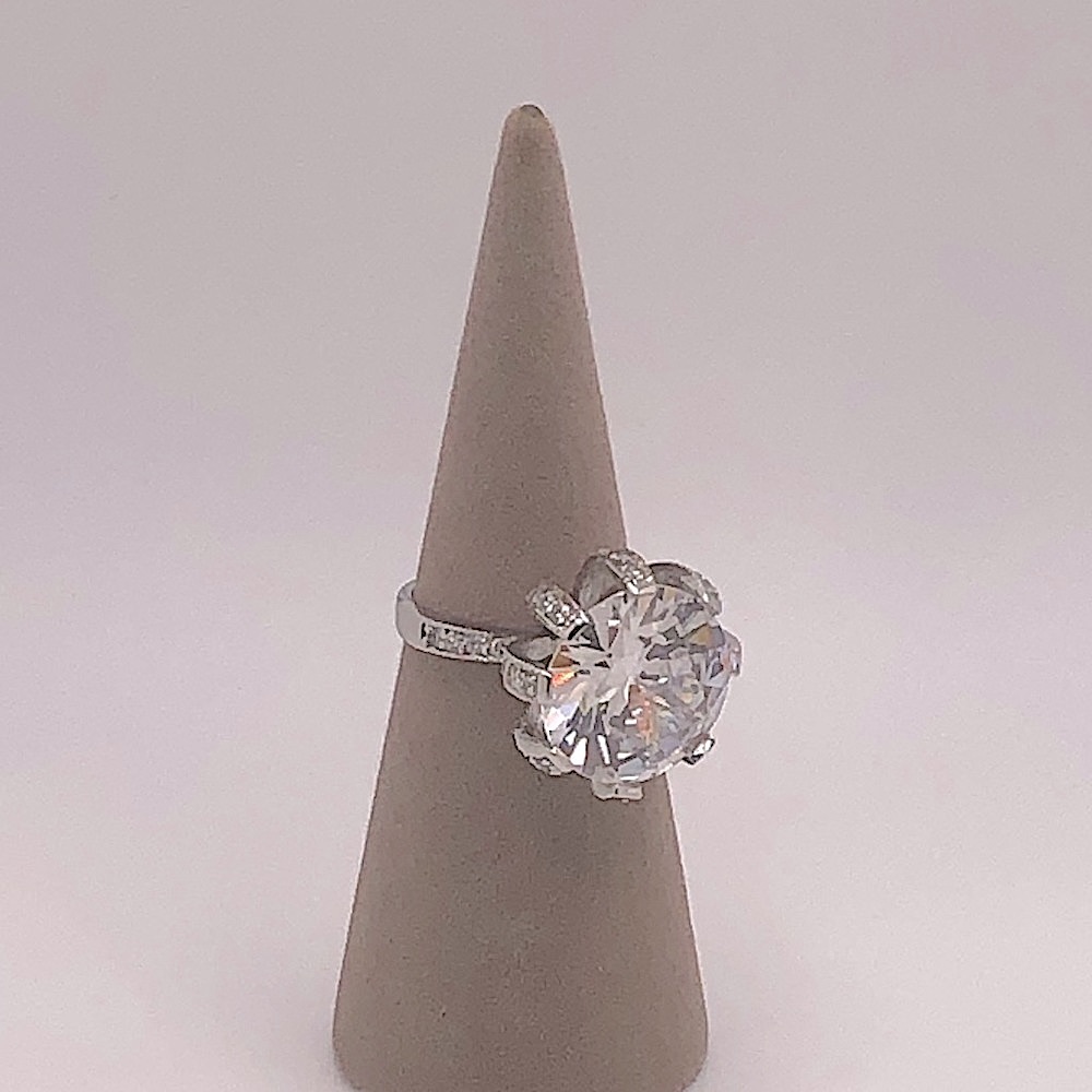 Cocktail Ring - Picture 6 of 14